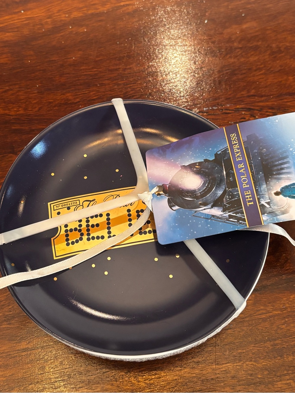 Zrike Brands Polar Express Believe Golden Ticket Holiday 7" Plates Set of 4